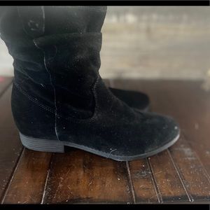 Bass suede boots with hidden wedge